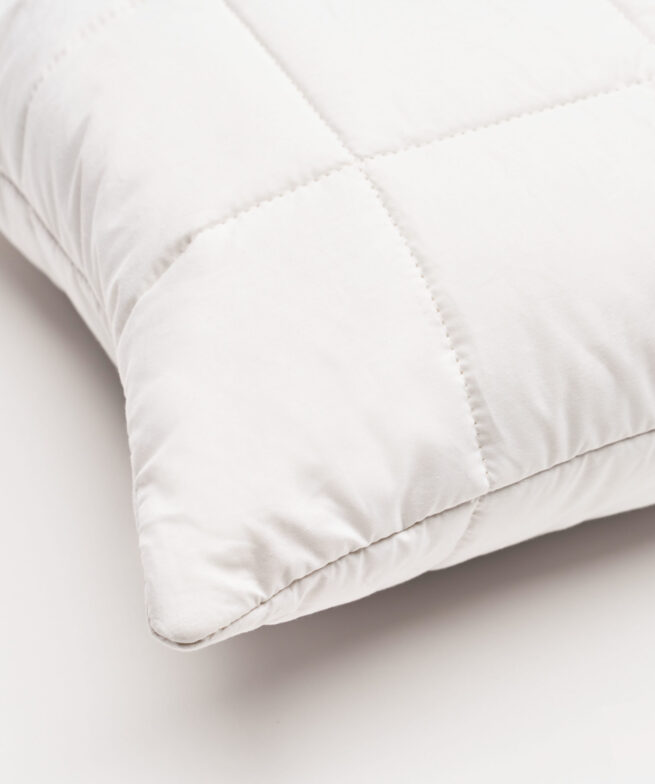 Vispring Luxury Pillow- Adjustable Wool