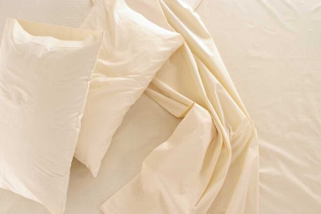 Sleep & Beyond 100% Organic Cotton Percale Sheet Set - Image 4