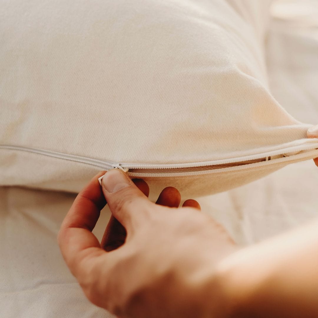 Savvy Rest Organic Cotton Pillow Encasement - Image 2