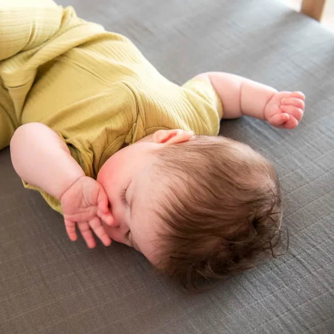 Naturepedic Crib Sheet 2-Layer Breathable Muslin - Image 3