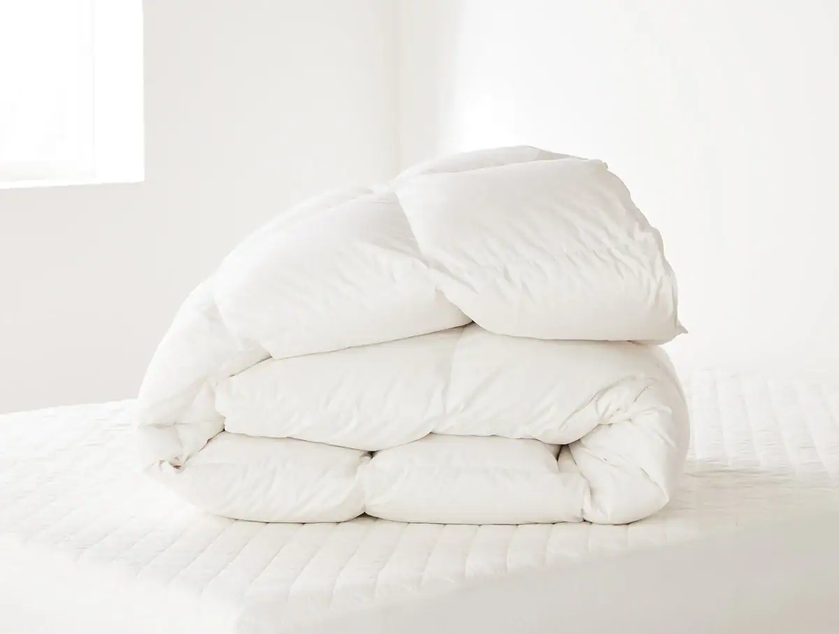 Coyuchi Winter Weight Down Duvet Insert - Image 2