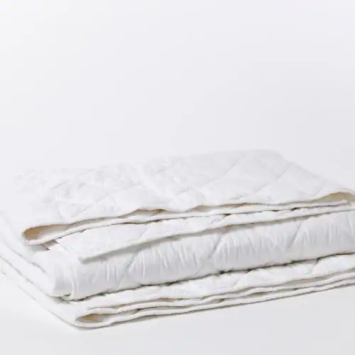 Coyuchi Diamond-Stitched Organic Cotton Comforter