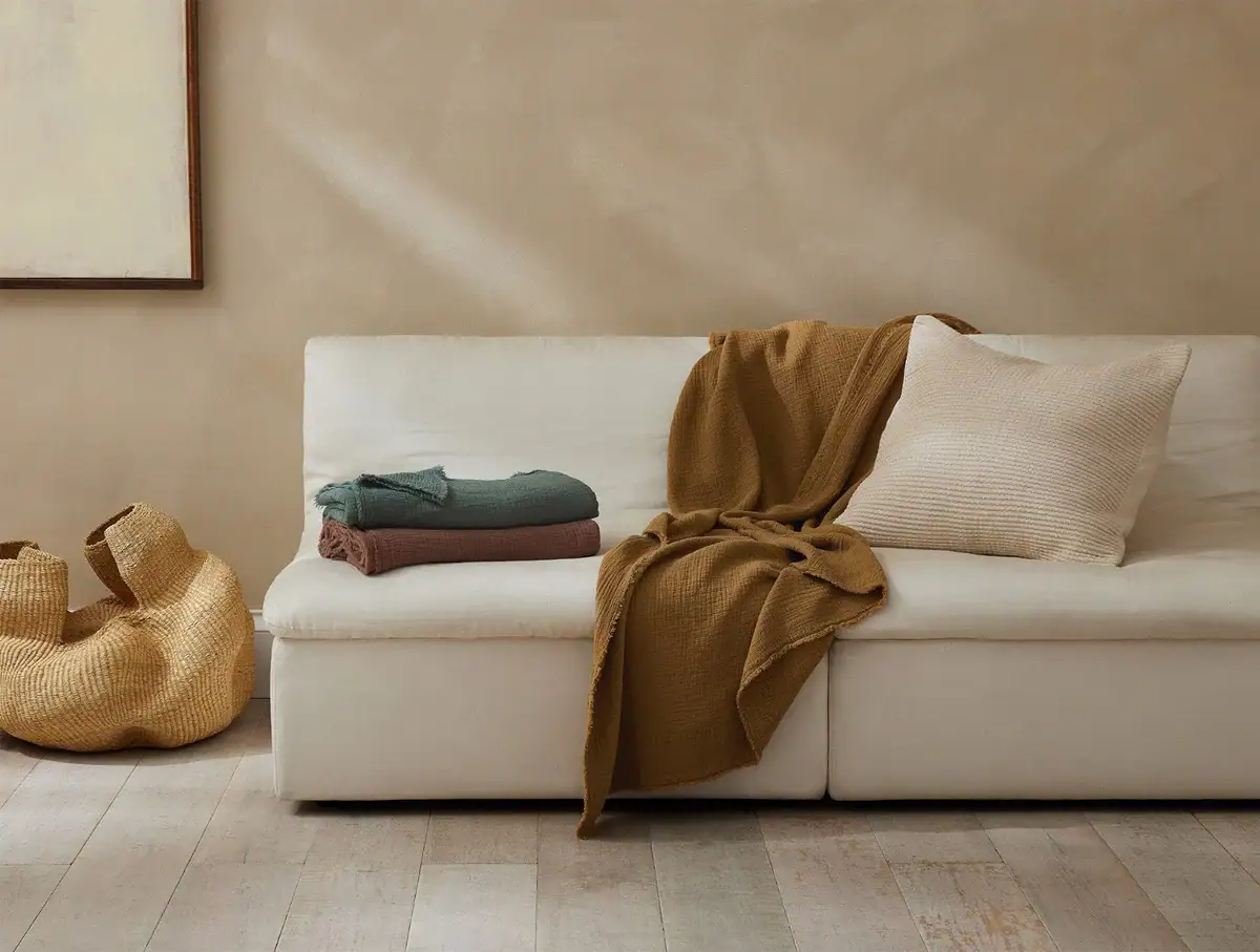 Coyuchi Topanga Organic Matelasse Throw - Image 2